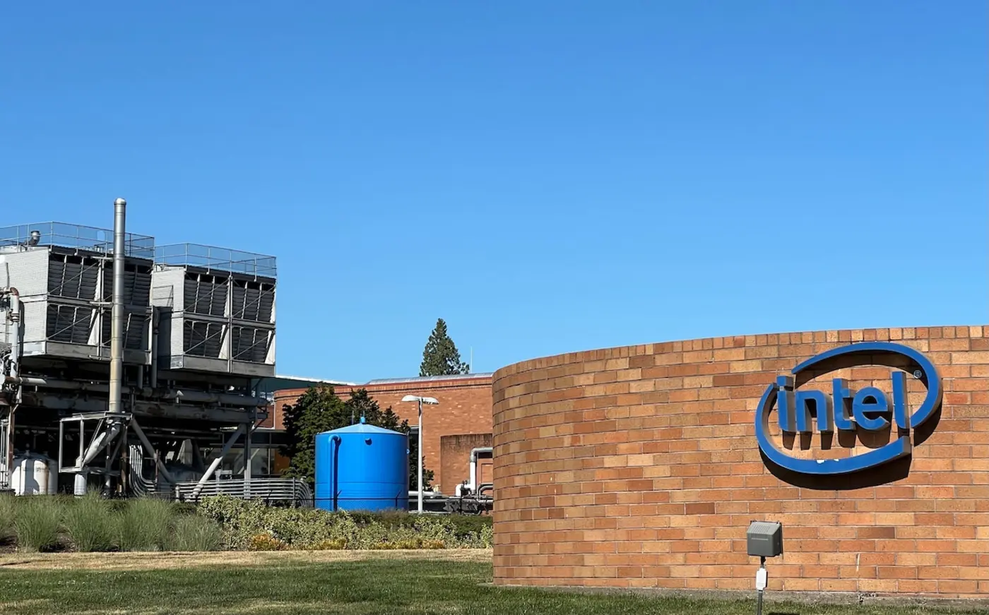 intels retreat is unlike anything its done before in oregon