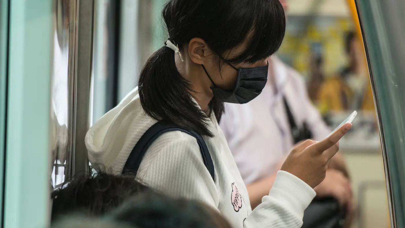 japanese city pushes twohour daily smartphone limit