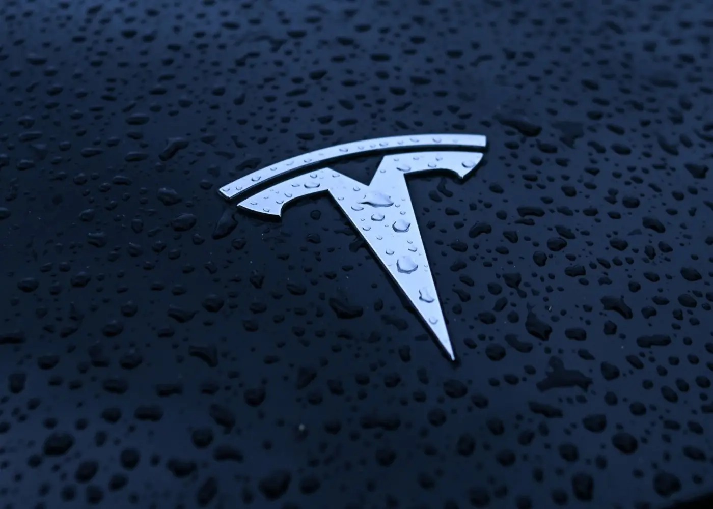 tesla challenges 243m verdict in autopilot death trial