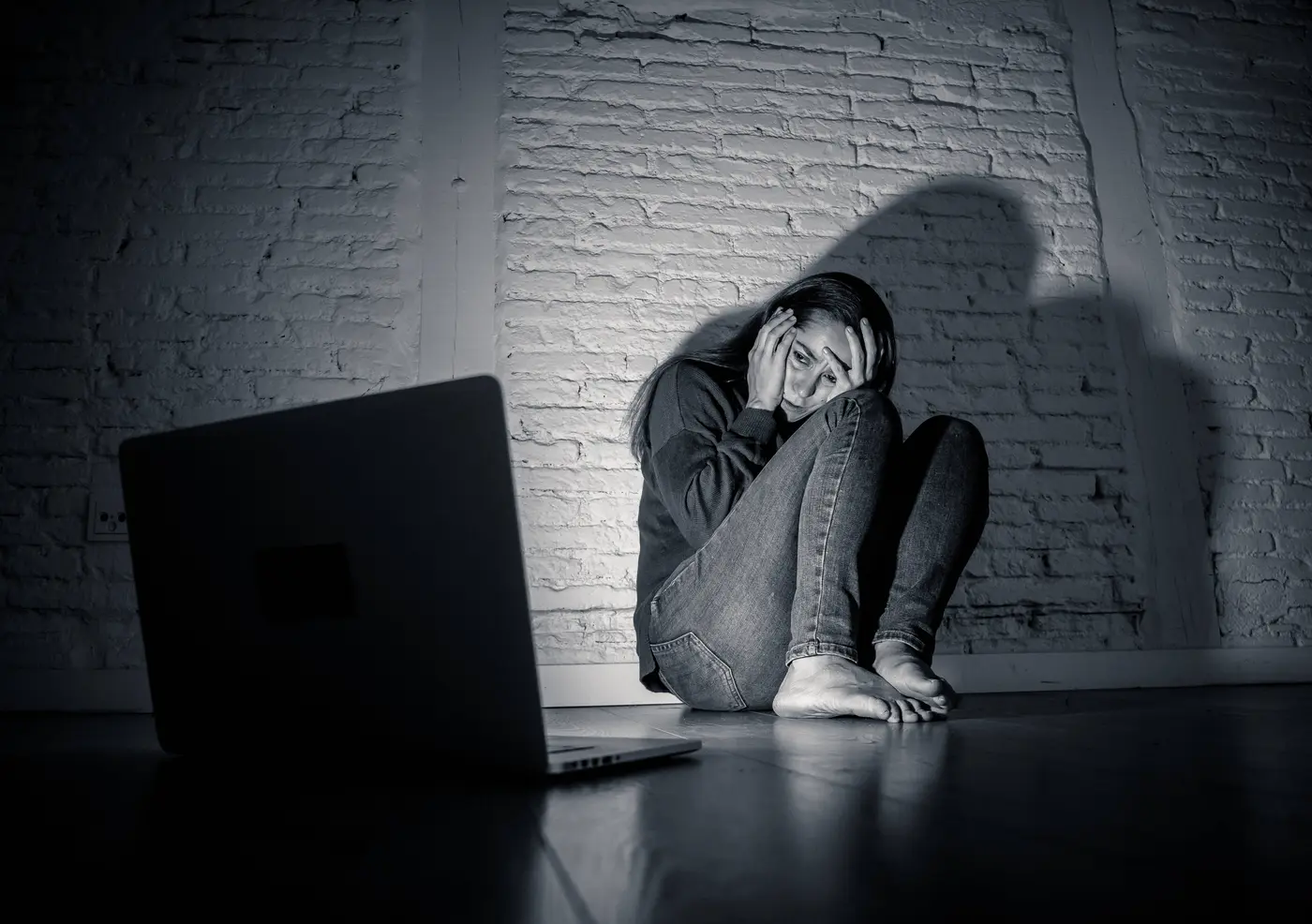 uk toughens online safety act with ban on selfharm content