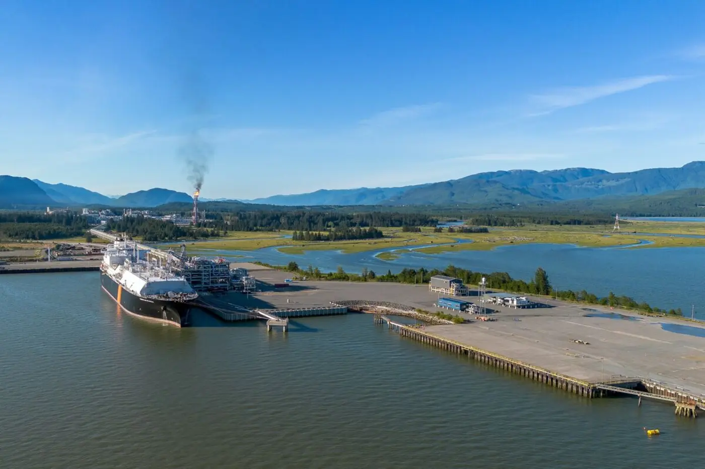 natural gas goes negative in canada after lng plant issues