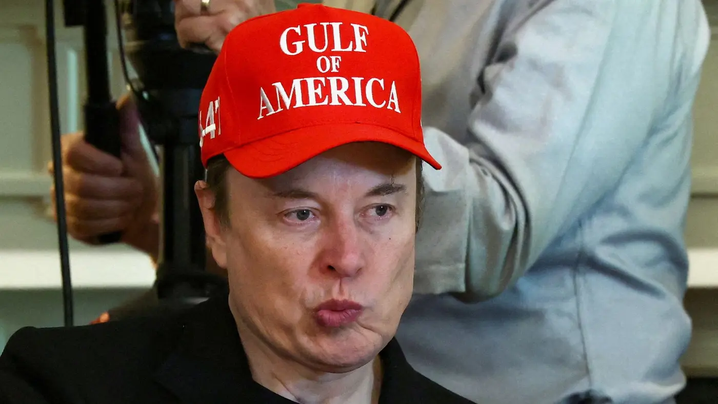 musk launches personal attack on nasa boss