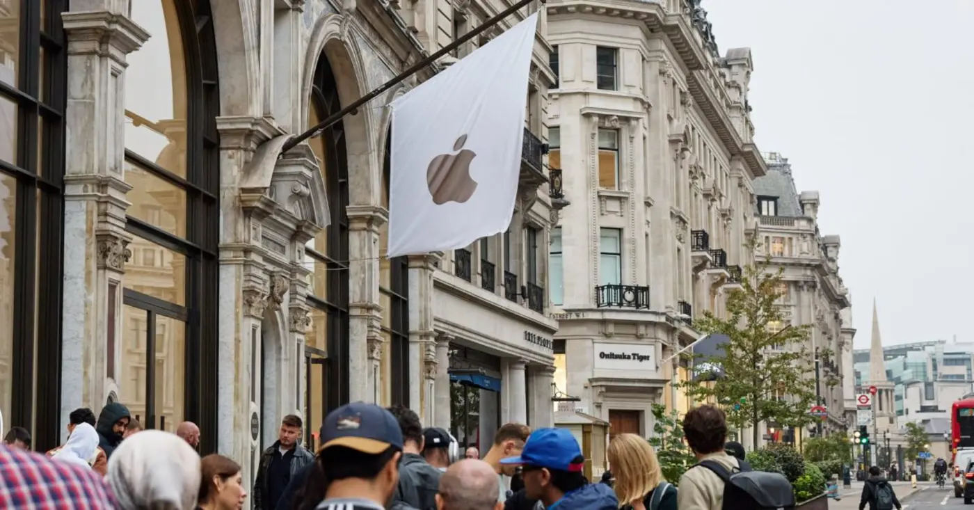 apple loses uk app store monopoly case penalty might near 2b