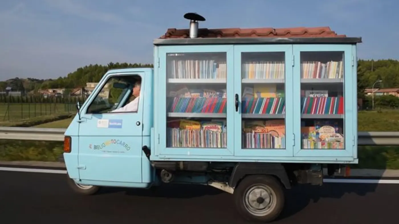 the tiny library the bibliomotocarro bringing books to remote villages 2019