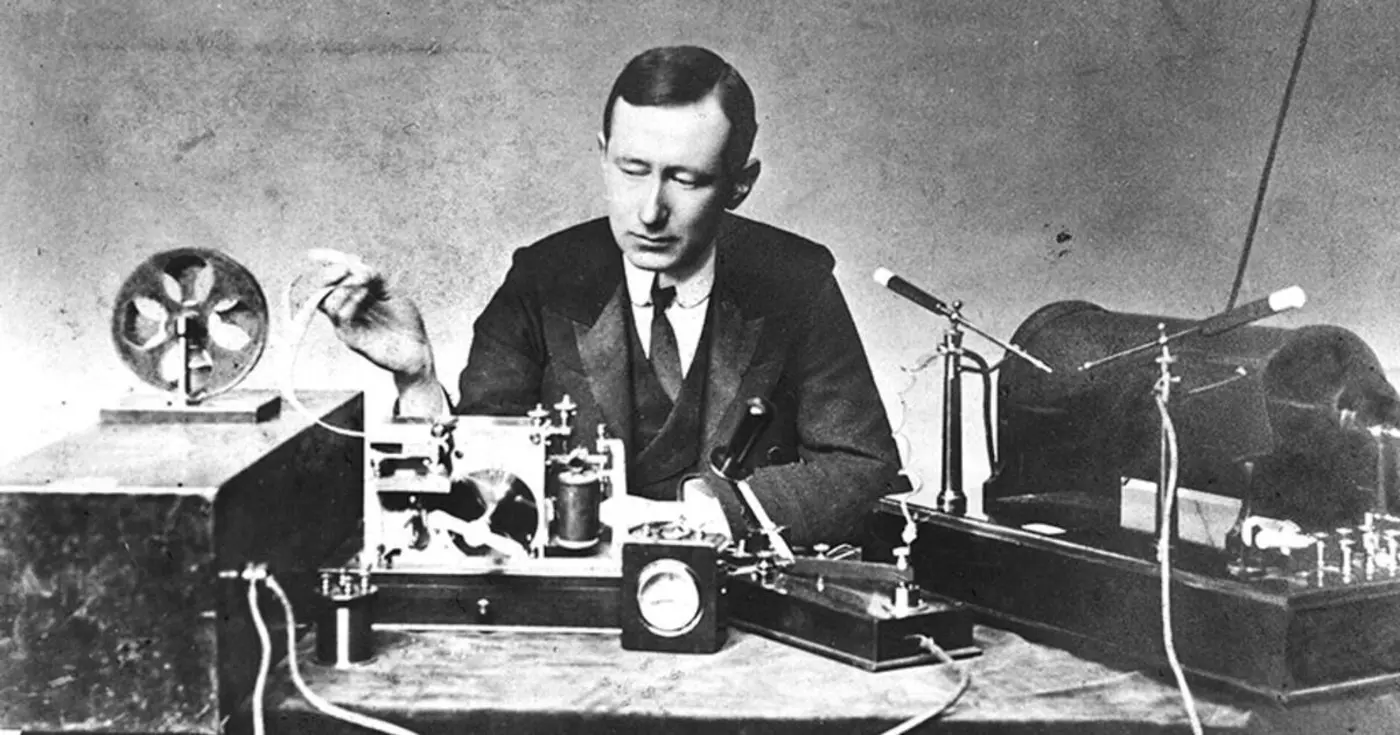 historyx27s first public hack rats rats rats