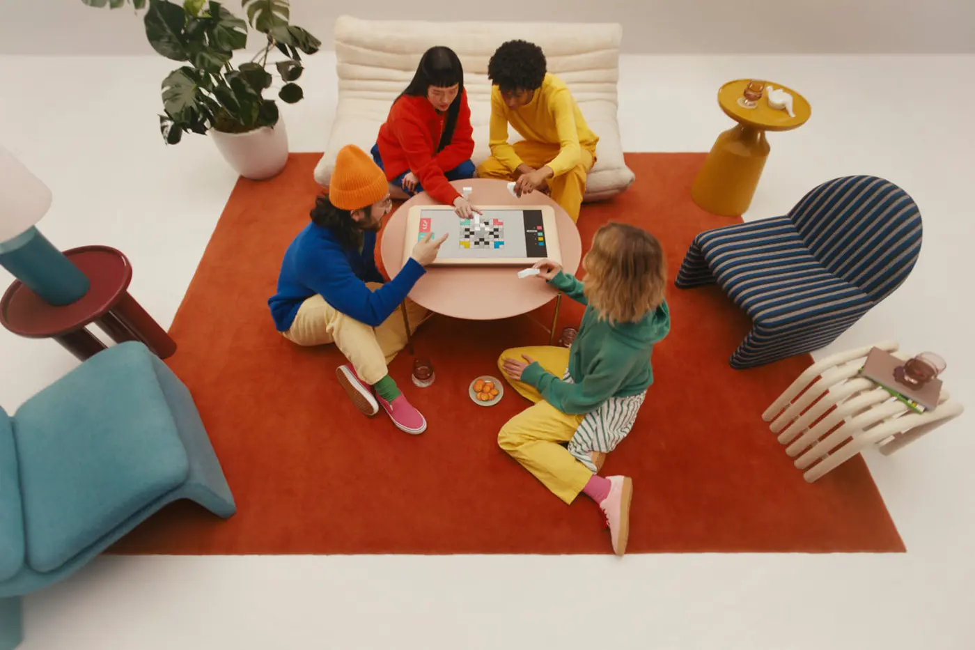 board new game console recognizes physical pieces with an open sdk