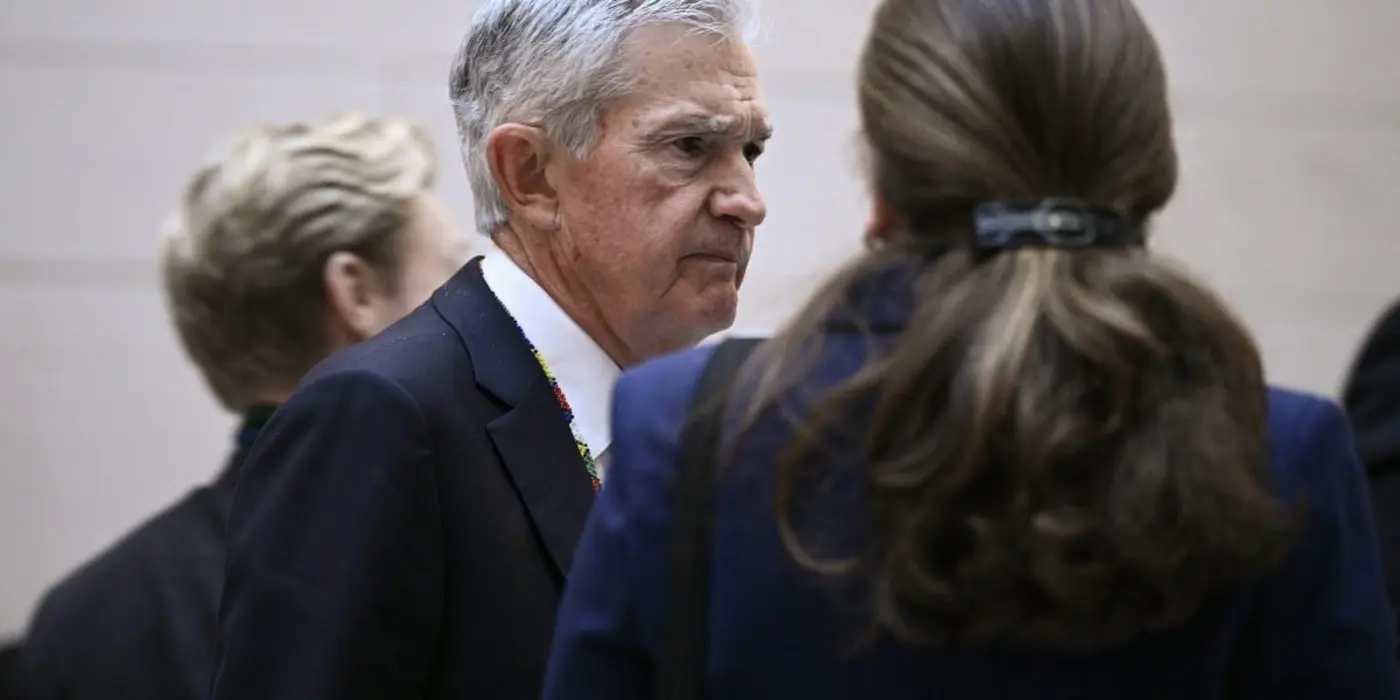 the only people who feel good are making over 200k and have large portfolios