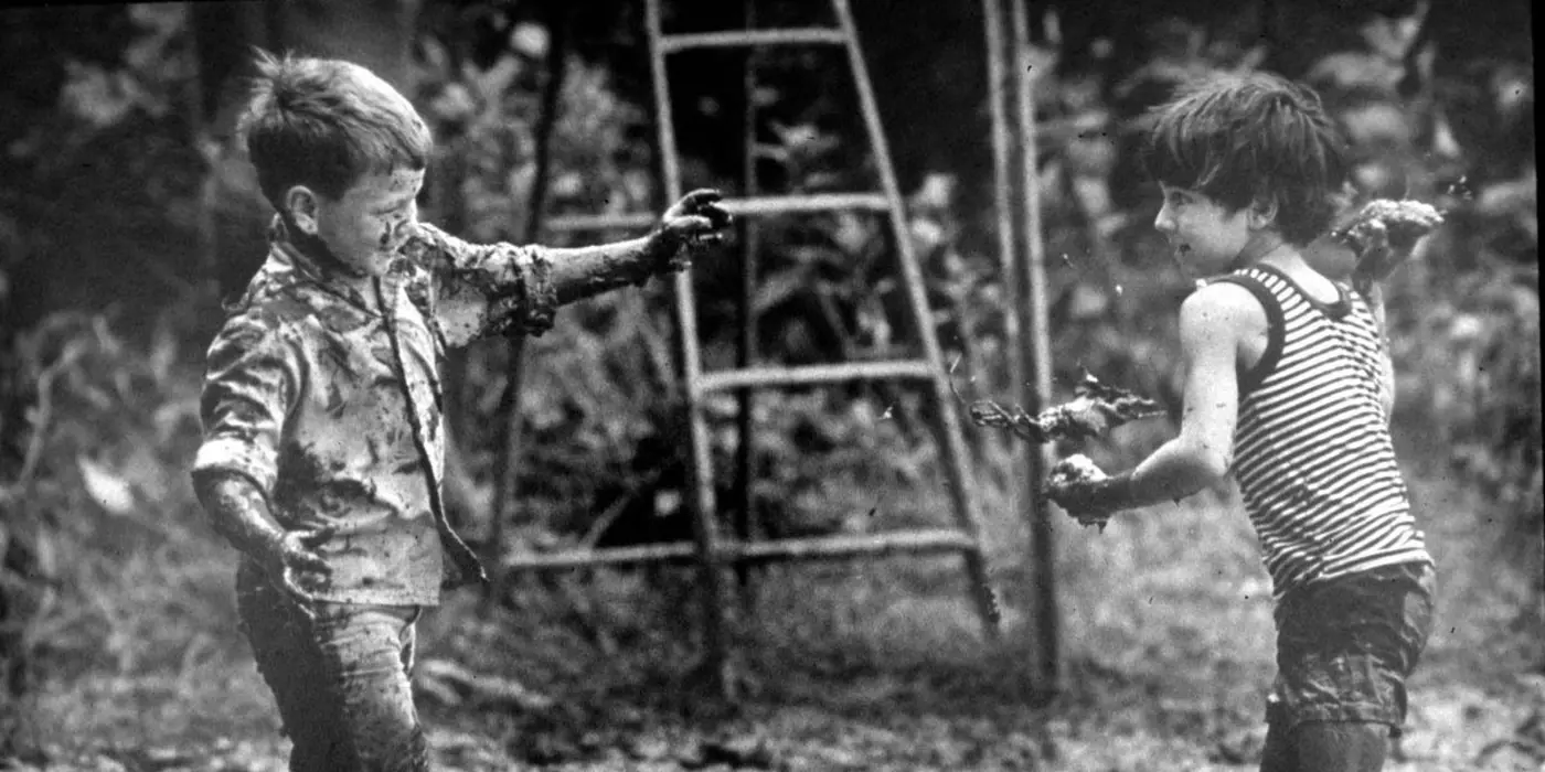 good conversations have lots of doorknobs 2022