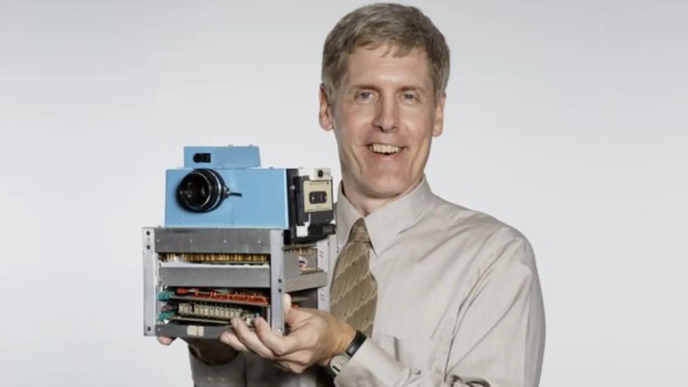 a x27toaster with a lensx27 the story behind the first handheld digital camera