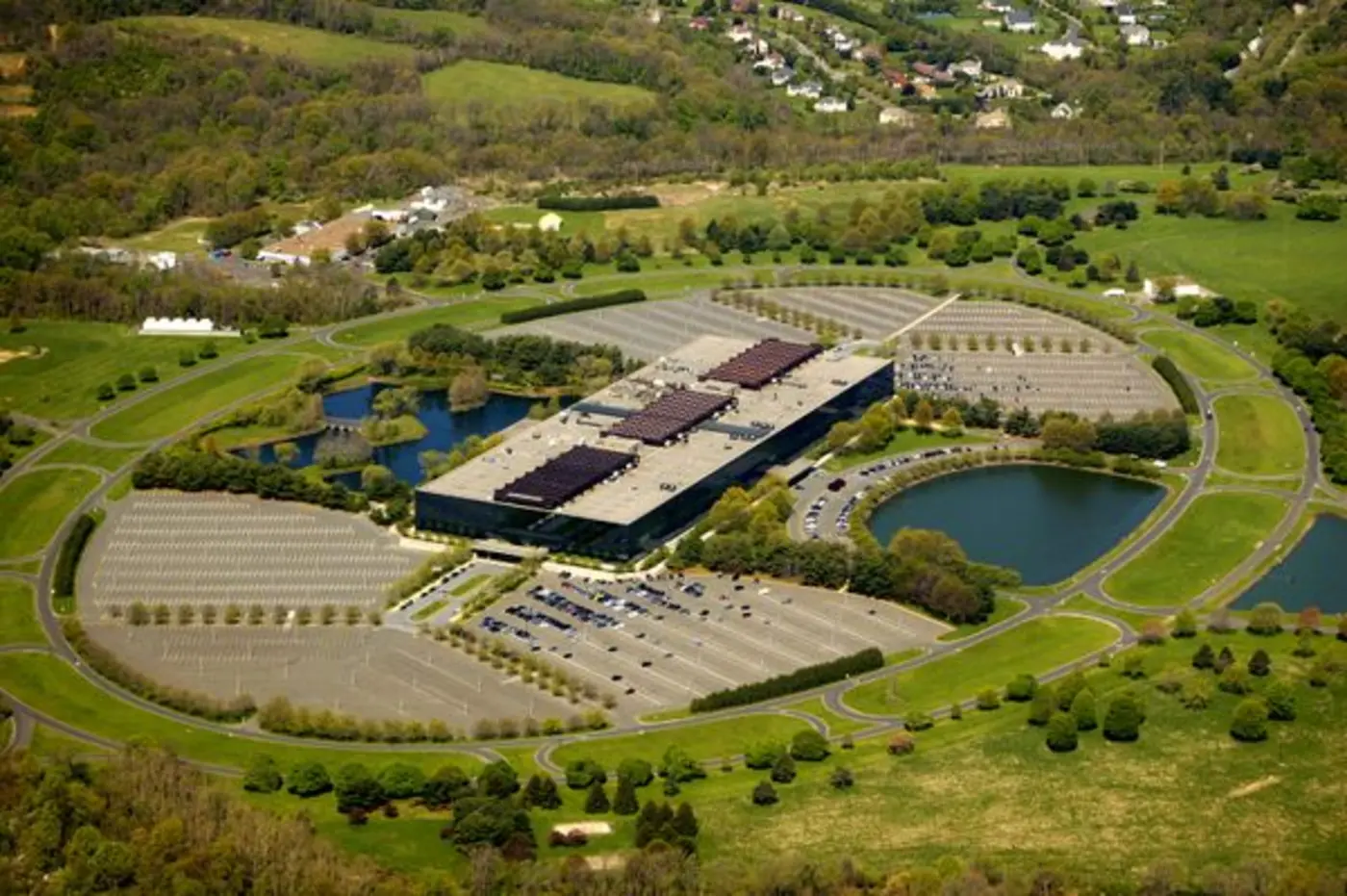 how the bell labs holmdel complex inspired x27severancex27