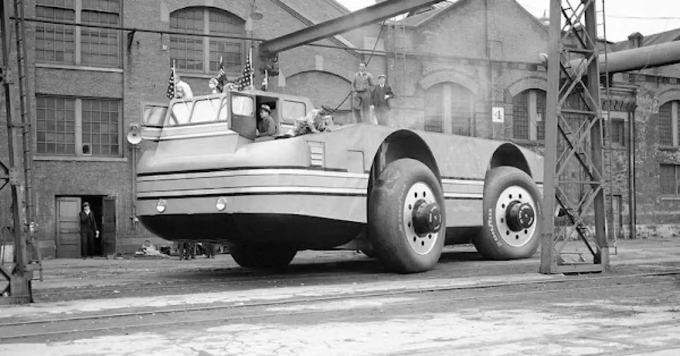 the antarctic snow cruiser