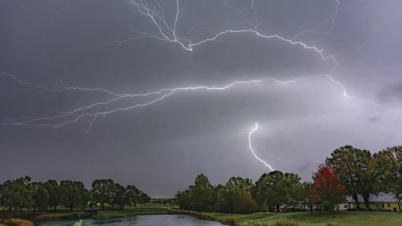megaflashes the longest lightning discharges