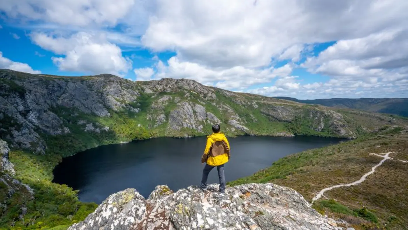 ai on australian travel company website sent tourists to nonexistent hot springs