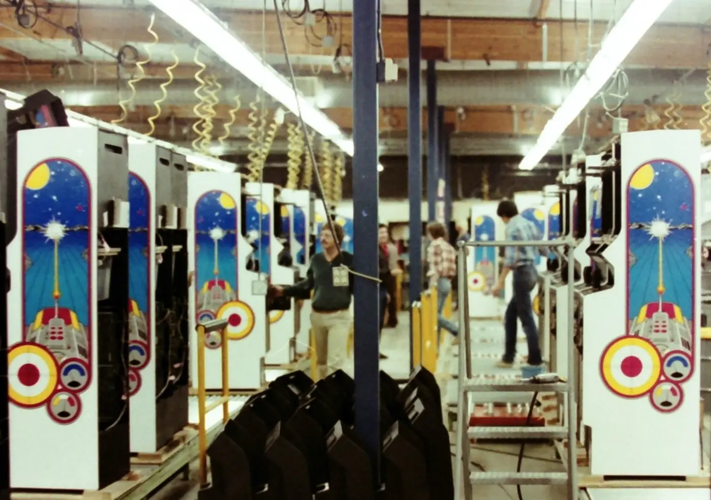 unseen footage of atari battlezone arcade cabinet production