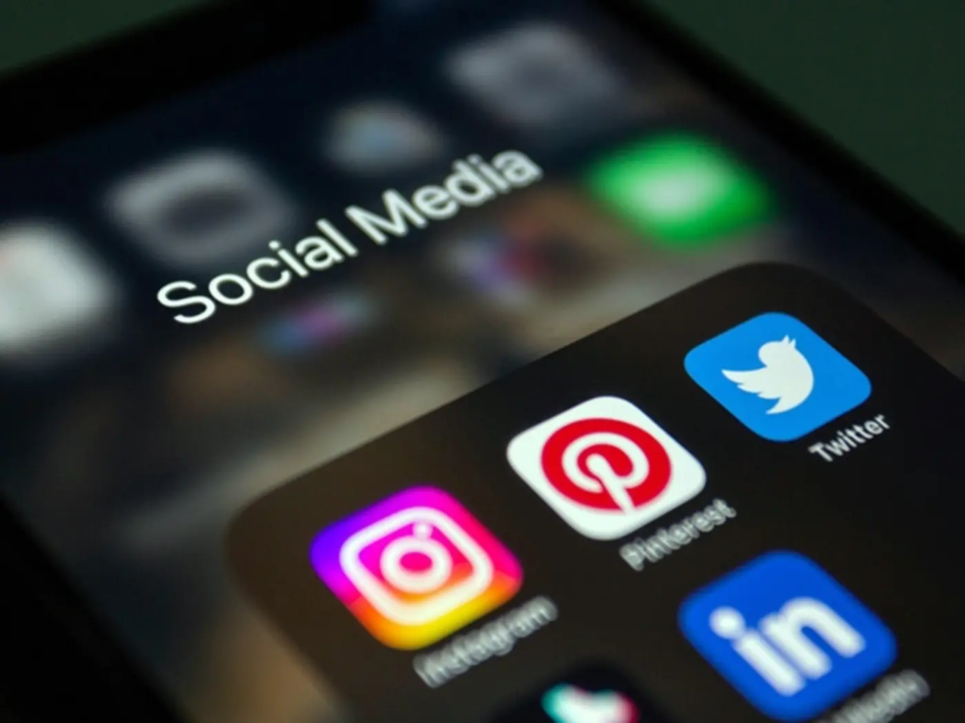 study emotional support from social media found to reduce anxiety