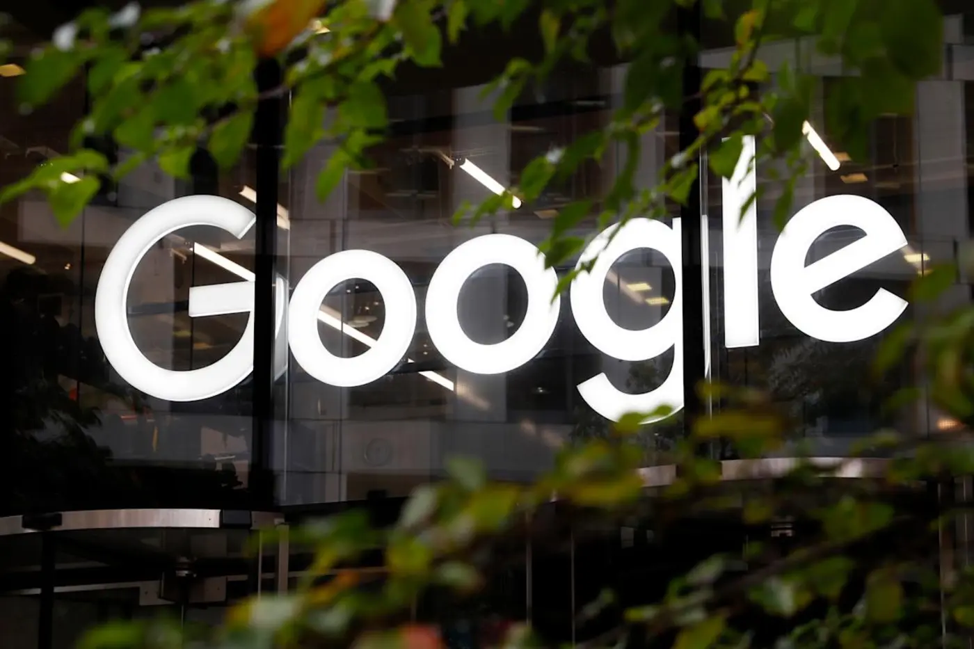 google ends its 30 percent app store fee and welcomes thirdparty app stores