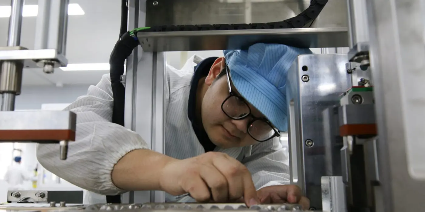 chinax27s students used to chase tech finance jobs now choosing manufacturing