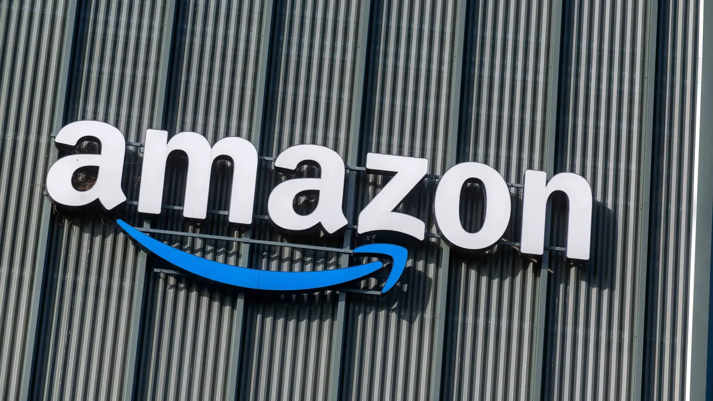 amazon holds engineering meeting following airelated outages