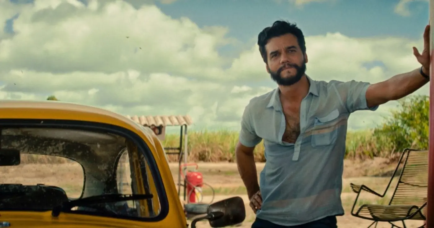 x27the secret agentx27 exploring a vibrant yet violent brazil