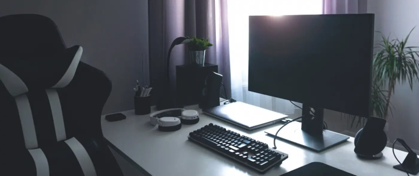 fix monitor that goes black off or blinks due to static electricity in chair