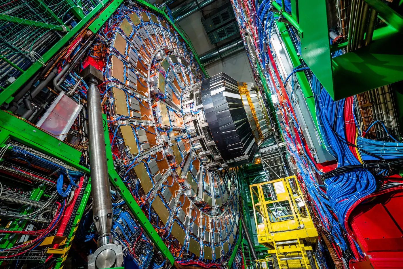 physicists zero in on the mass of the fundamental w boson particle