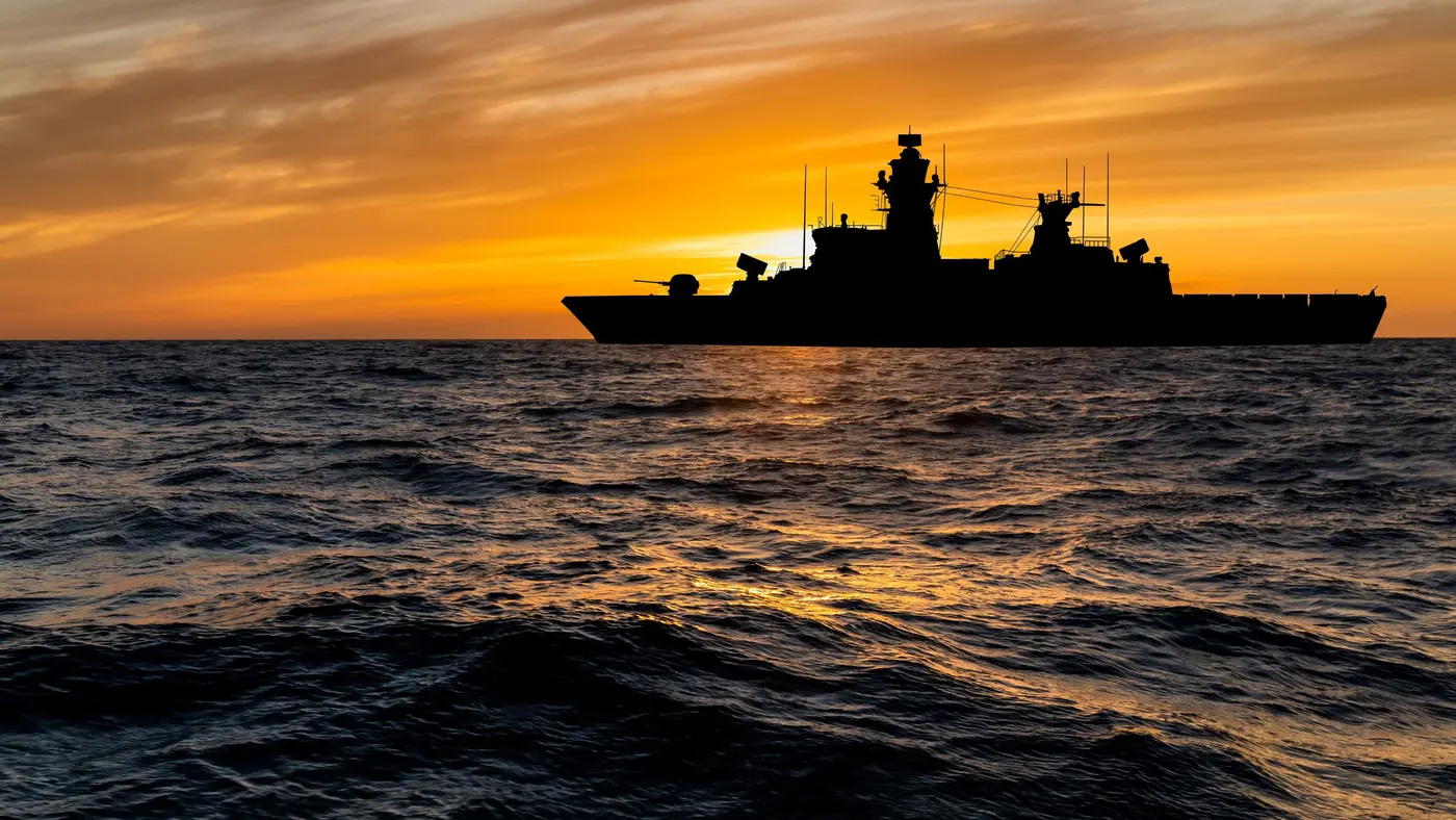 bluetooth tracker hidden in postcard and mailed to warship exposed its location