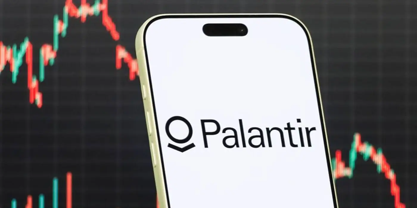 alarms sound over x27technofascistx27 palantir manifesto