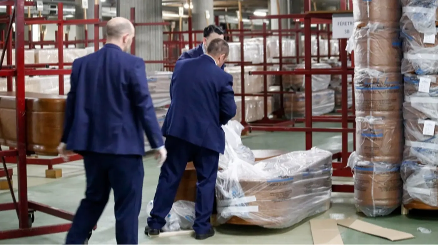 russiax27s funeral industry booms amid record losses in ukraine