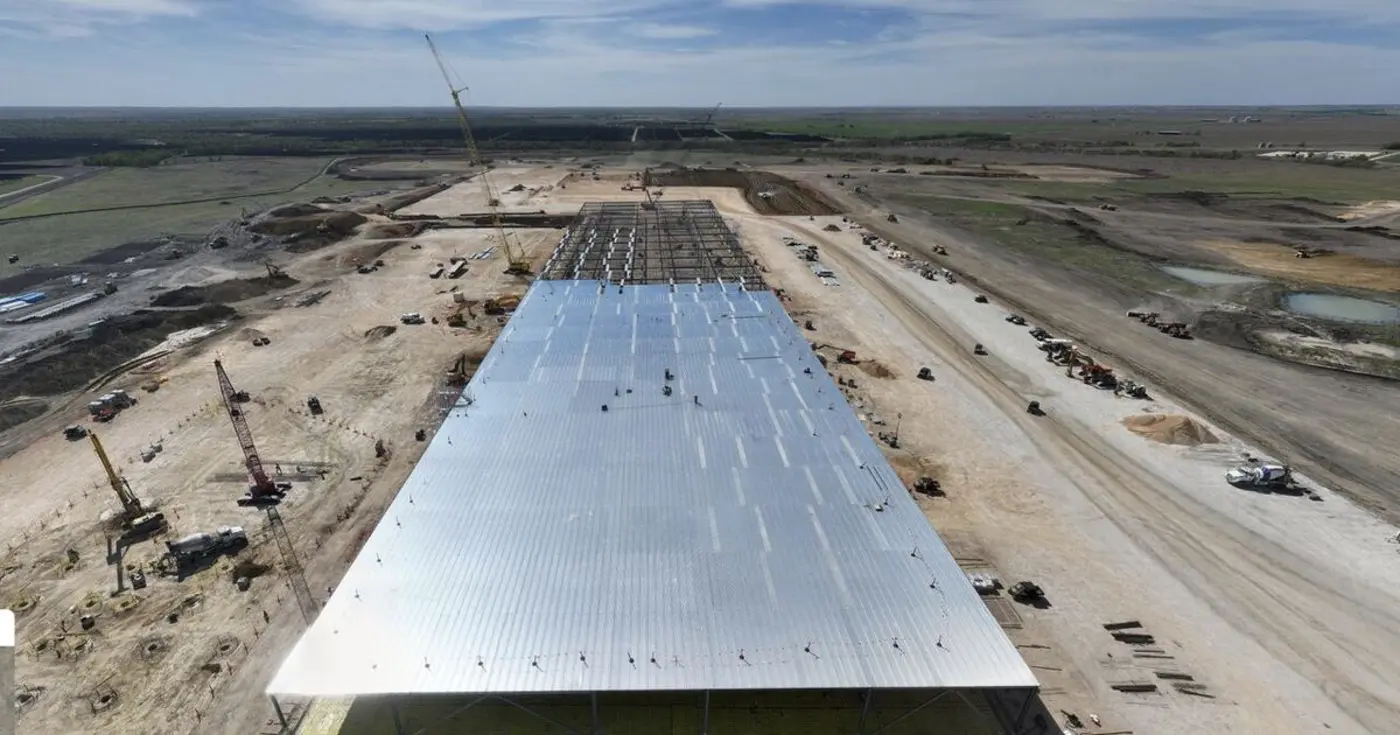 openai stargatex27s milam texas x27freebirdx27 data center to span 548950 sq ft