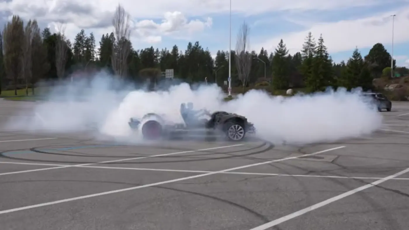 youtuber turns 2k wrecked tesla into wild gokart then tesla shuts it down