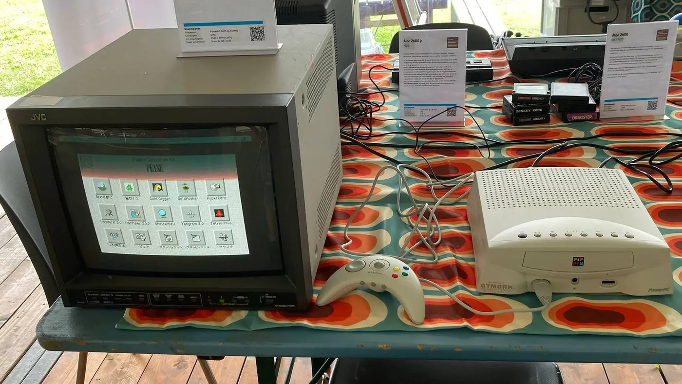 apple bandai pippin that time apple made a game console