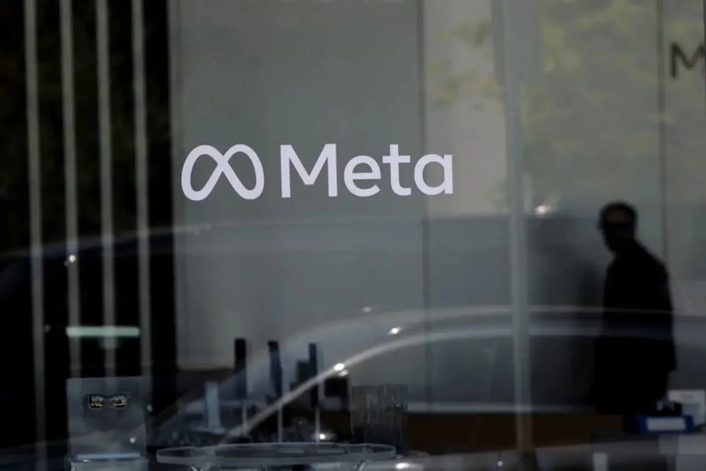 meta scales back plan for internal mousetracking tech citing staff concerns