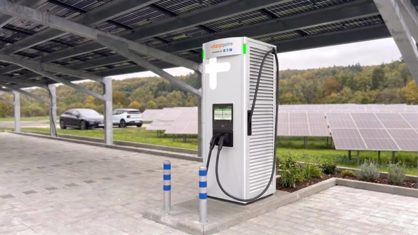 as ev batteries improve chargepoint debuts 600 kw fast charger