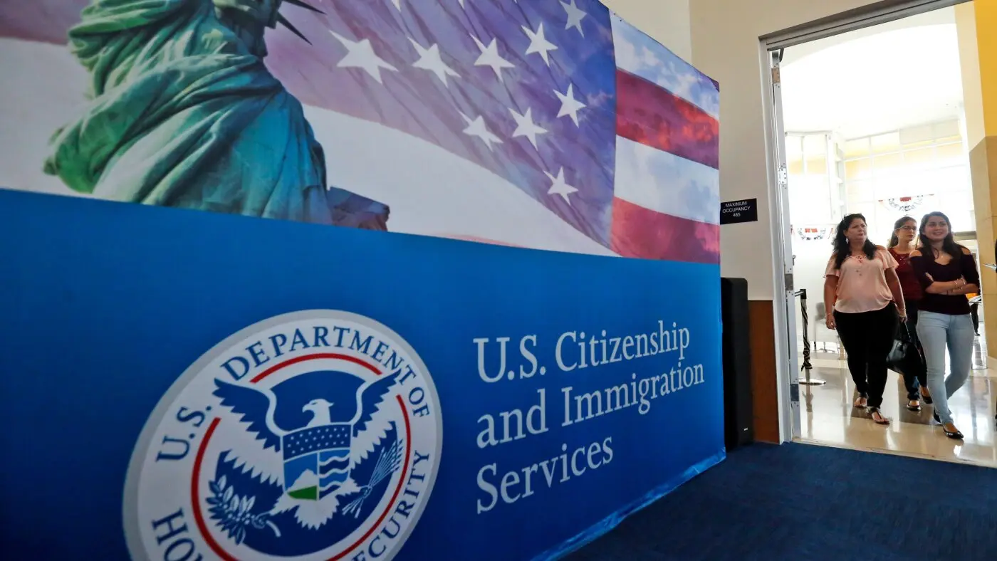 federal judge strikes down 100k fee on new h1b visas
