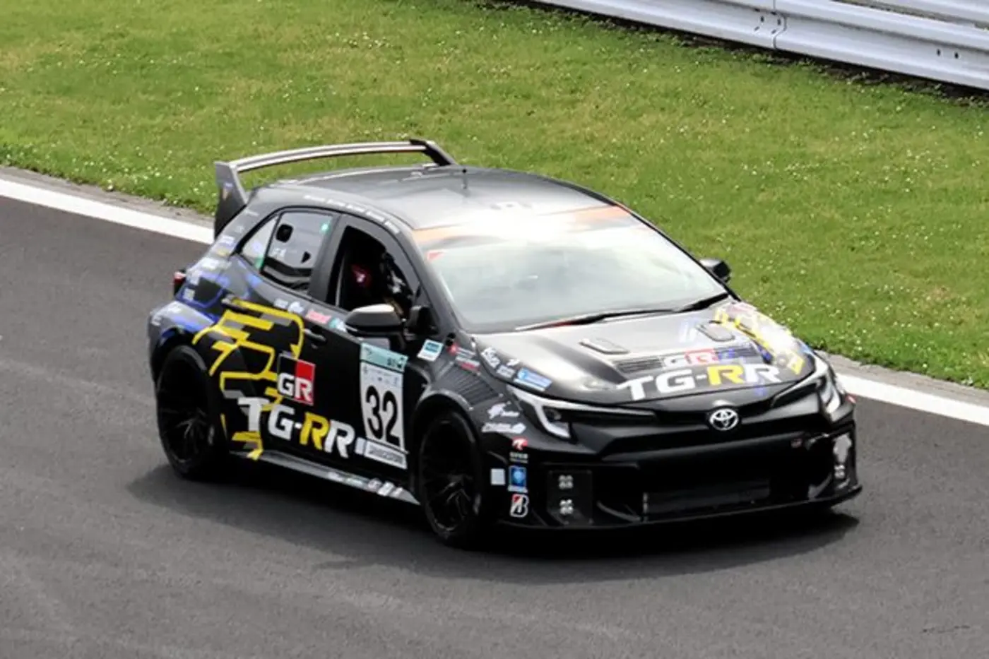 toyota uses superconducting motor in race for first time
