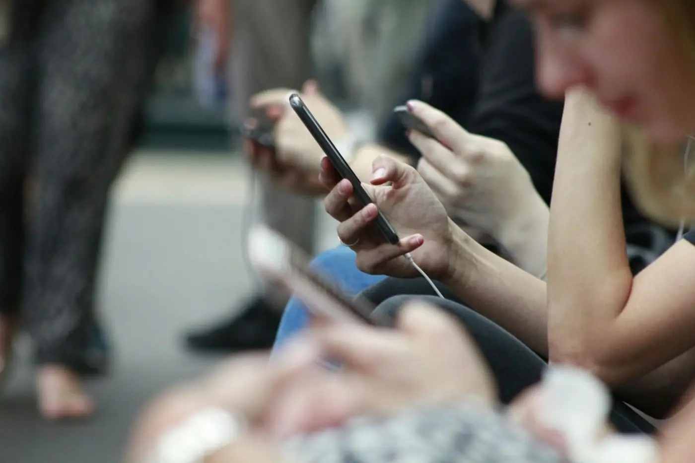 fcc wants to kill burner phones by forcing telecoms to get all customersx27 ids