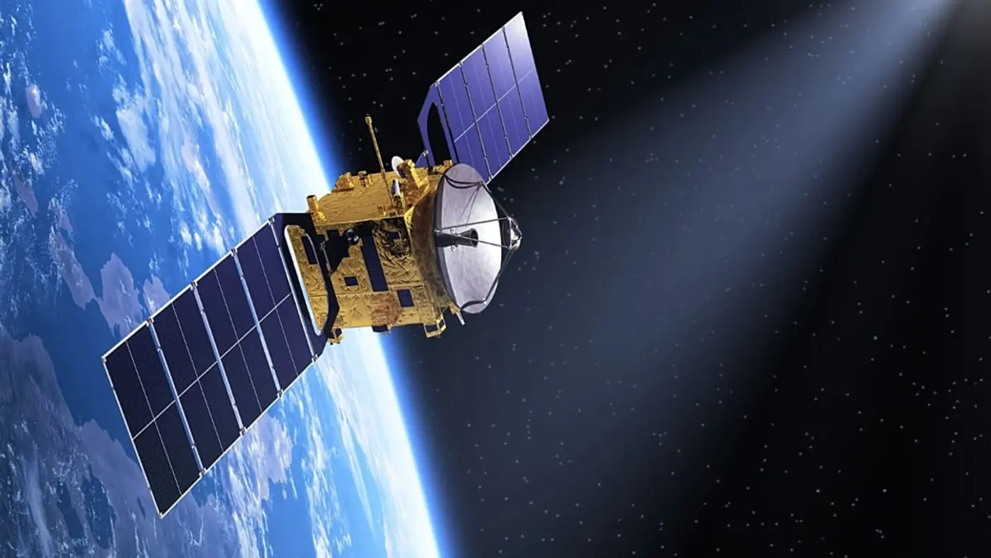 spacex to lower thousands of starlink satellites in 2026 as collisions rise