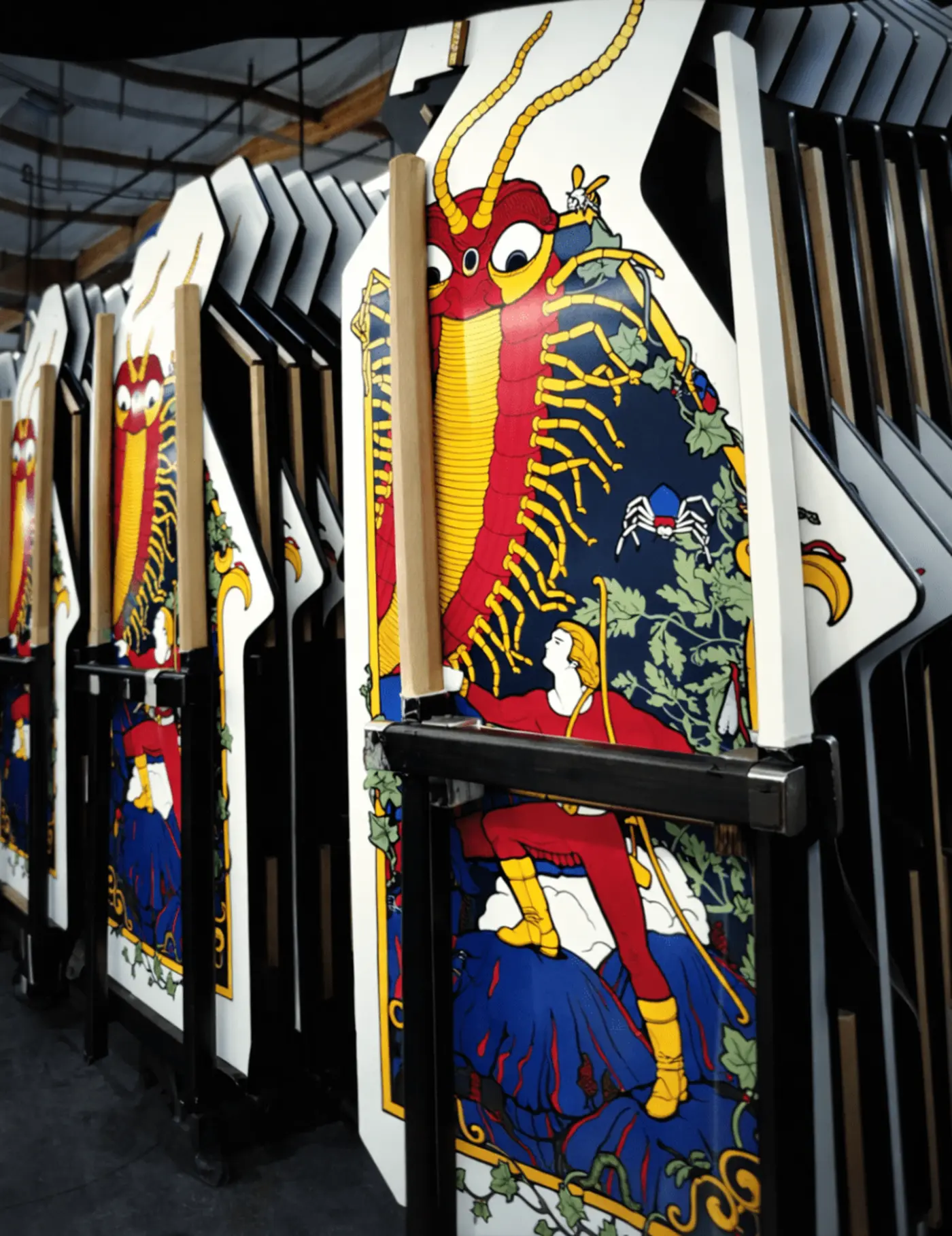 how did atari apply side art to arcade cabinets