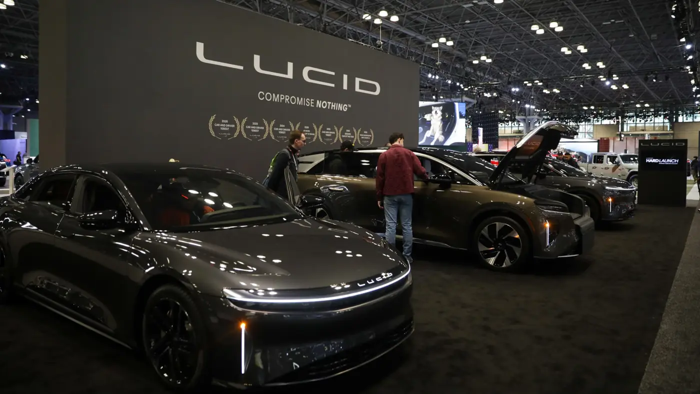 lucid to lay off roughly 18 of us workforce coo marc winterhoff leaves