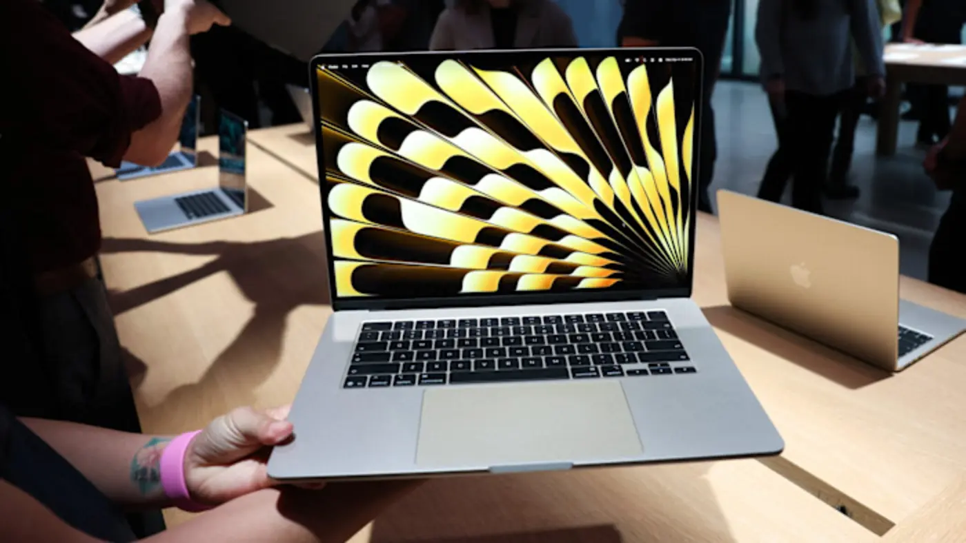 apple increases macbook and ipad prices by 20
