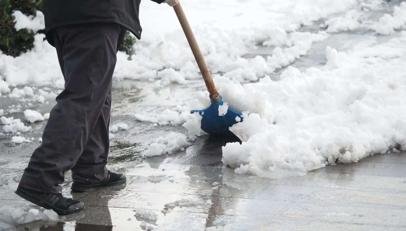 hackers shoveled snow for company were rewarded with network admin access
