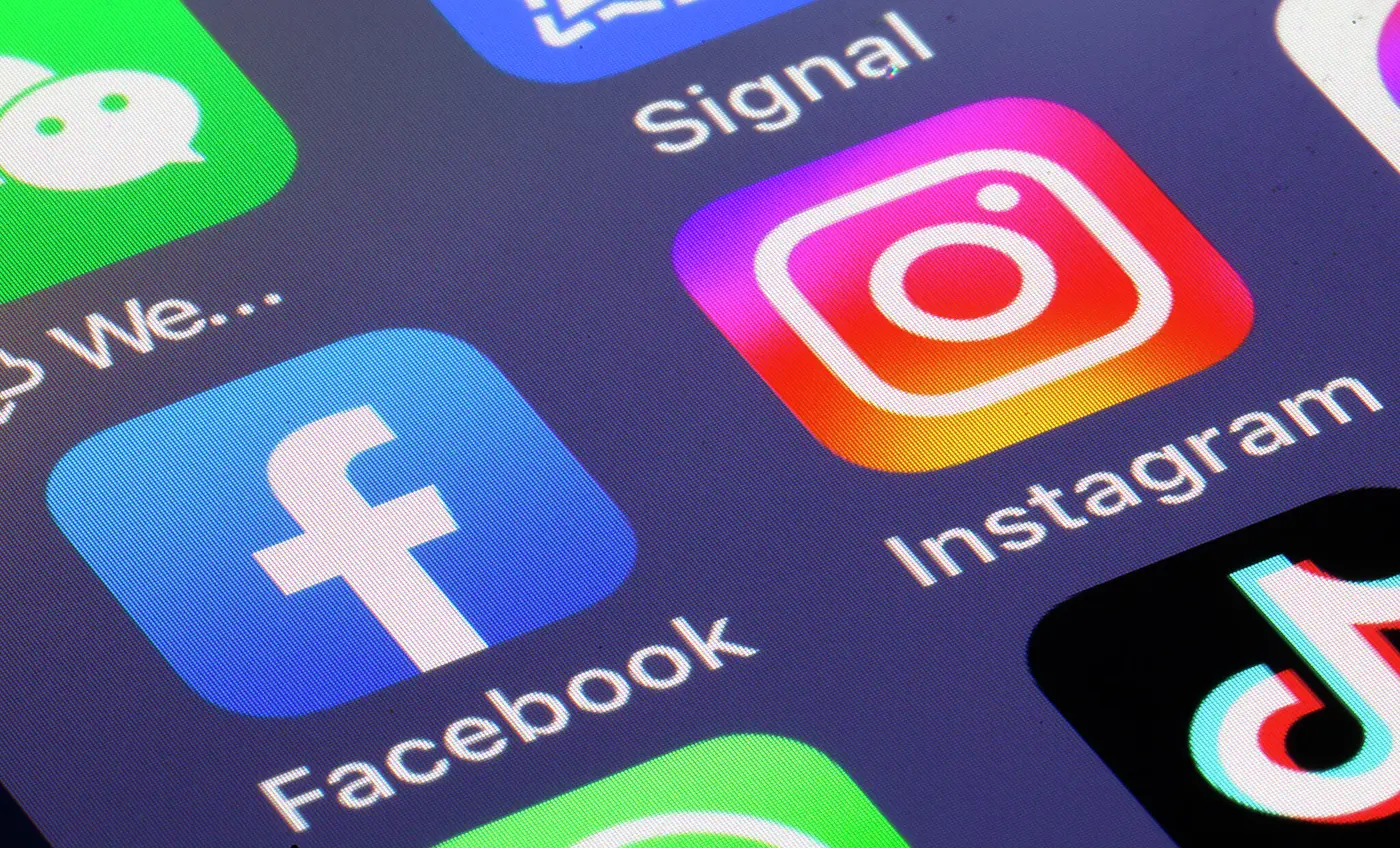 the infinite scroll may become endangered if controversial calif law passes