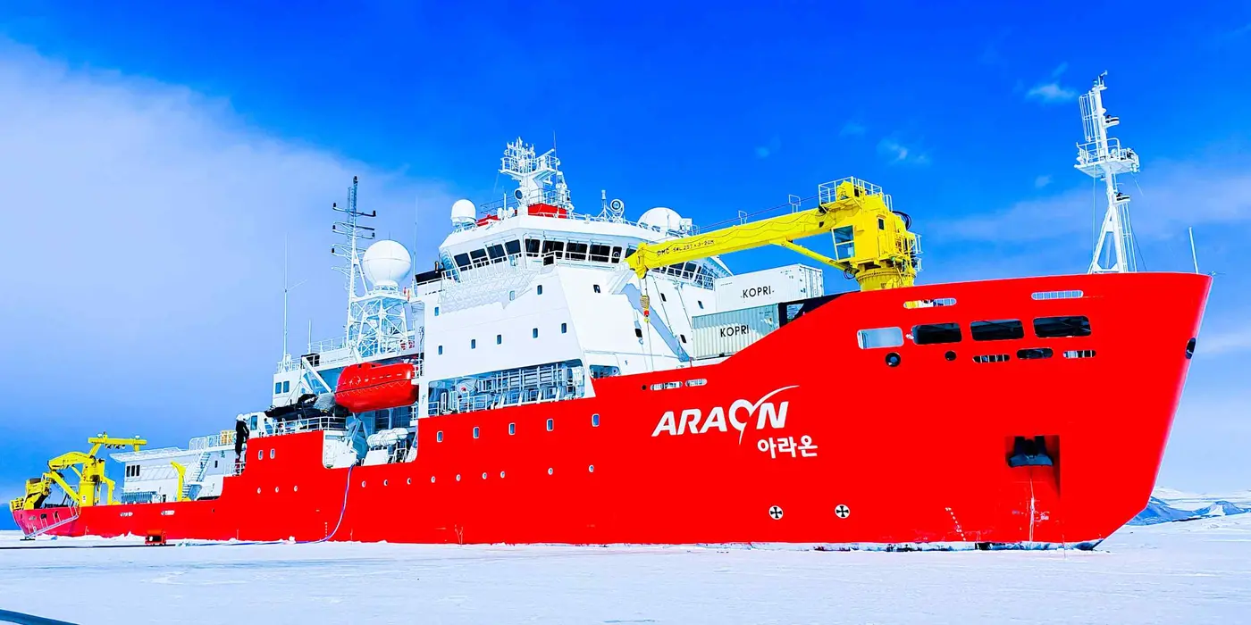 south korea wants the port of busan to become a hub for polar shipping