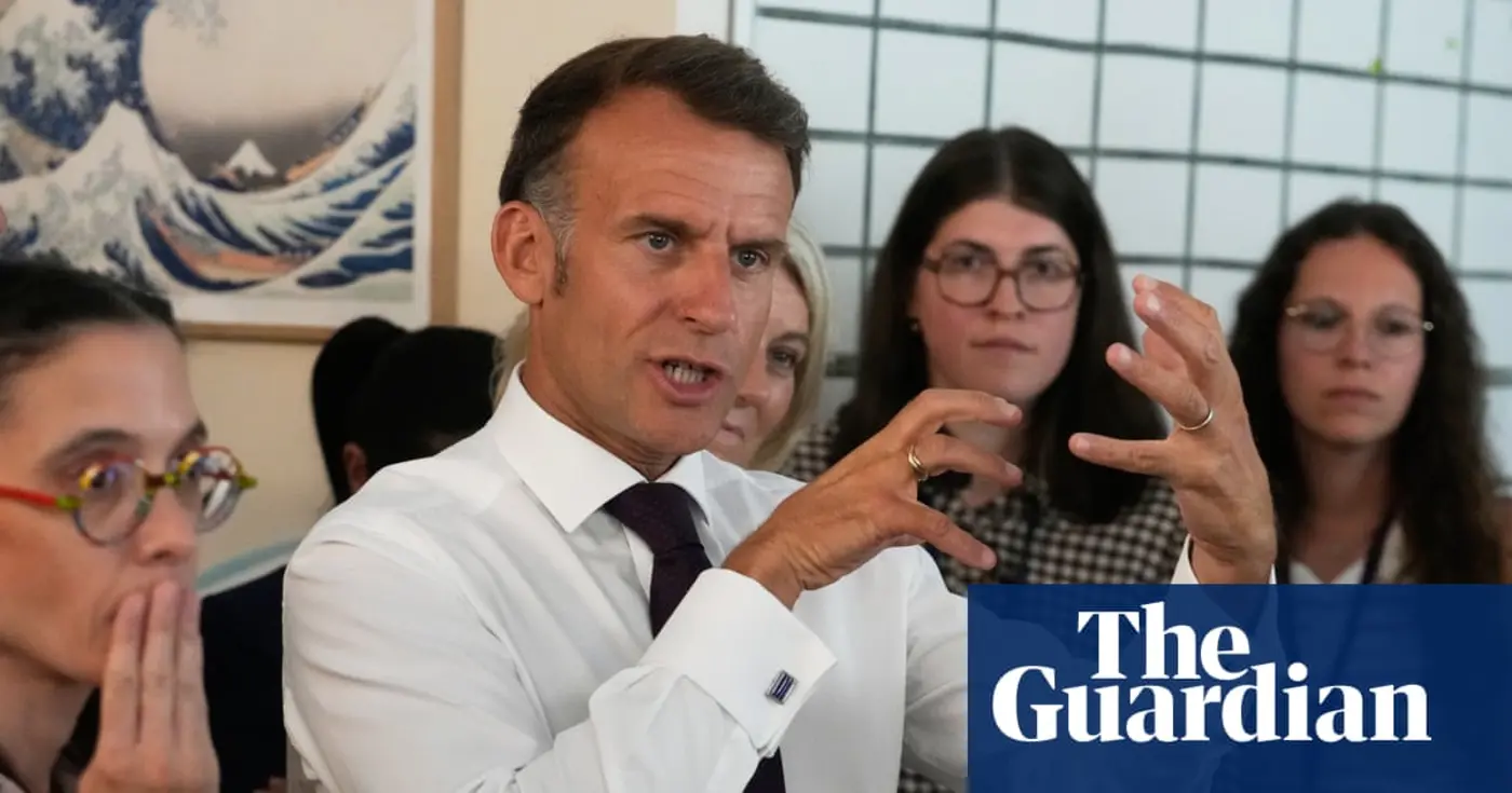 france first european country to ban social media access for under15s