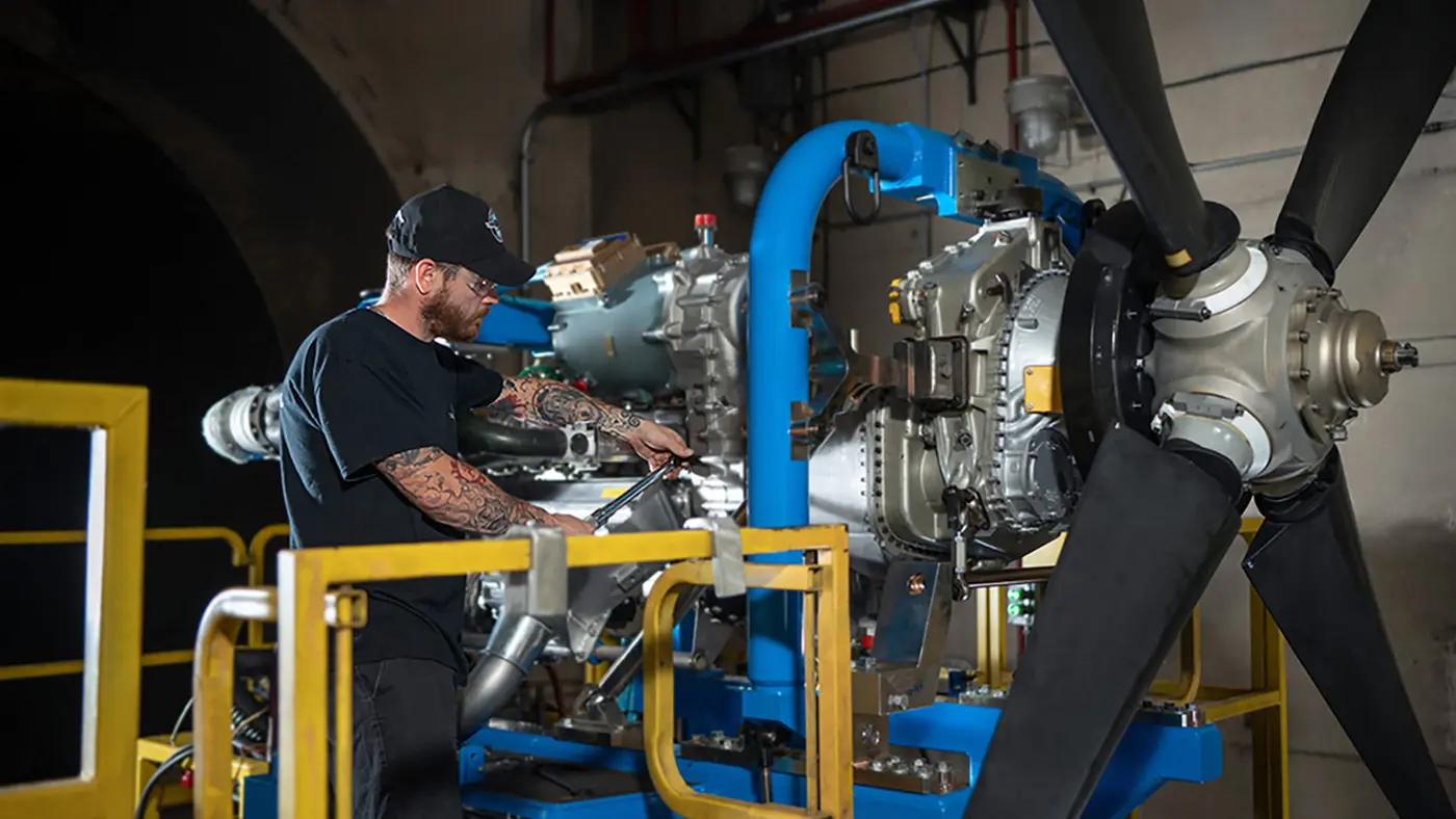 hybridelectric aicraft engine targeting 30 fuel efficiency