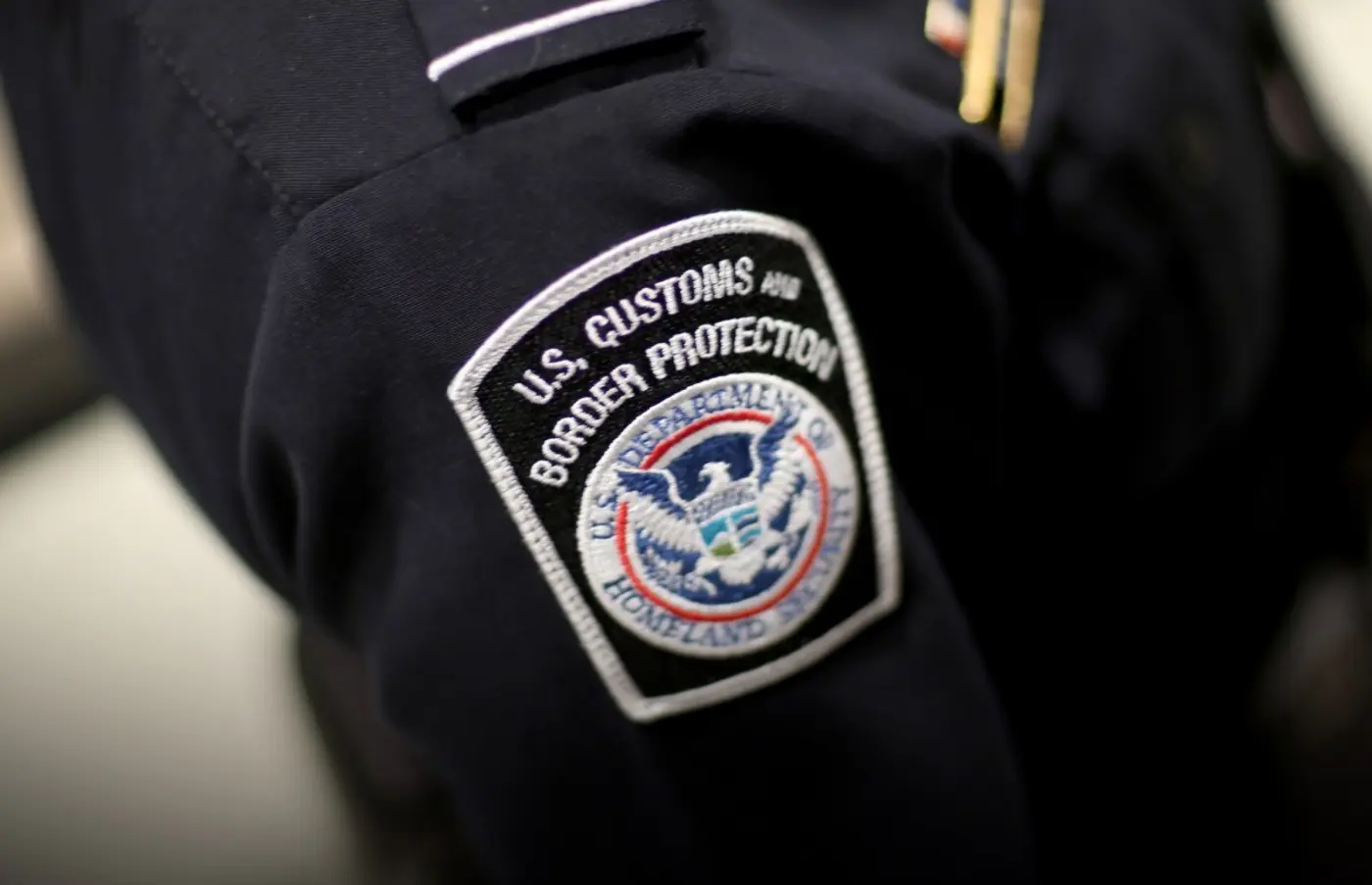 us accuses american of allegedly wiping his phone during border search