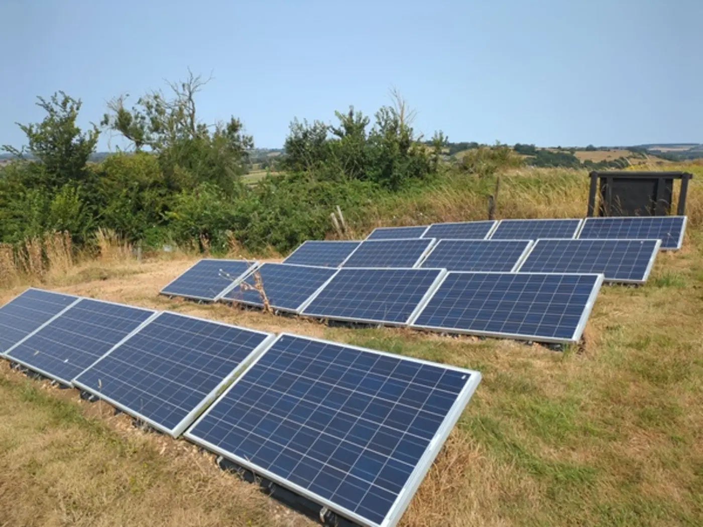 should you wash your solar panels