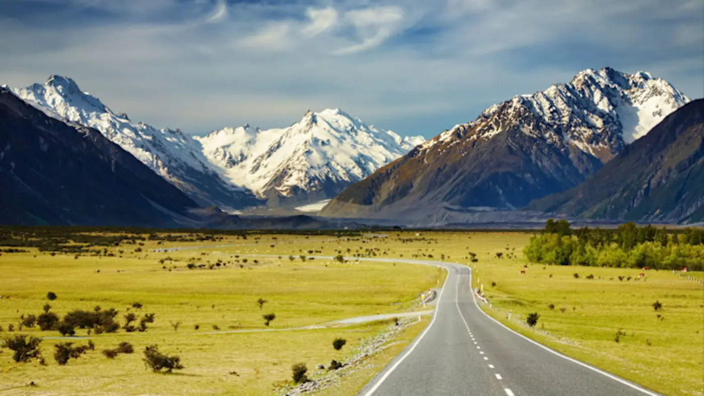 x27every dollar is mobilex27 californiax27s rich snap up new zealand x27golden visasx27
