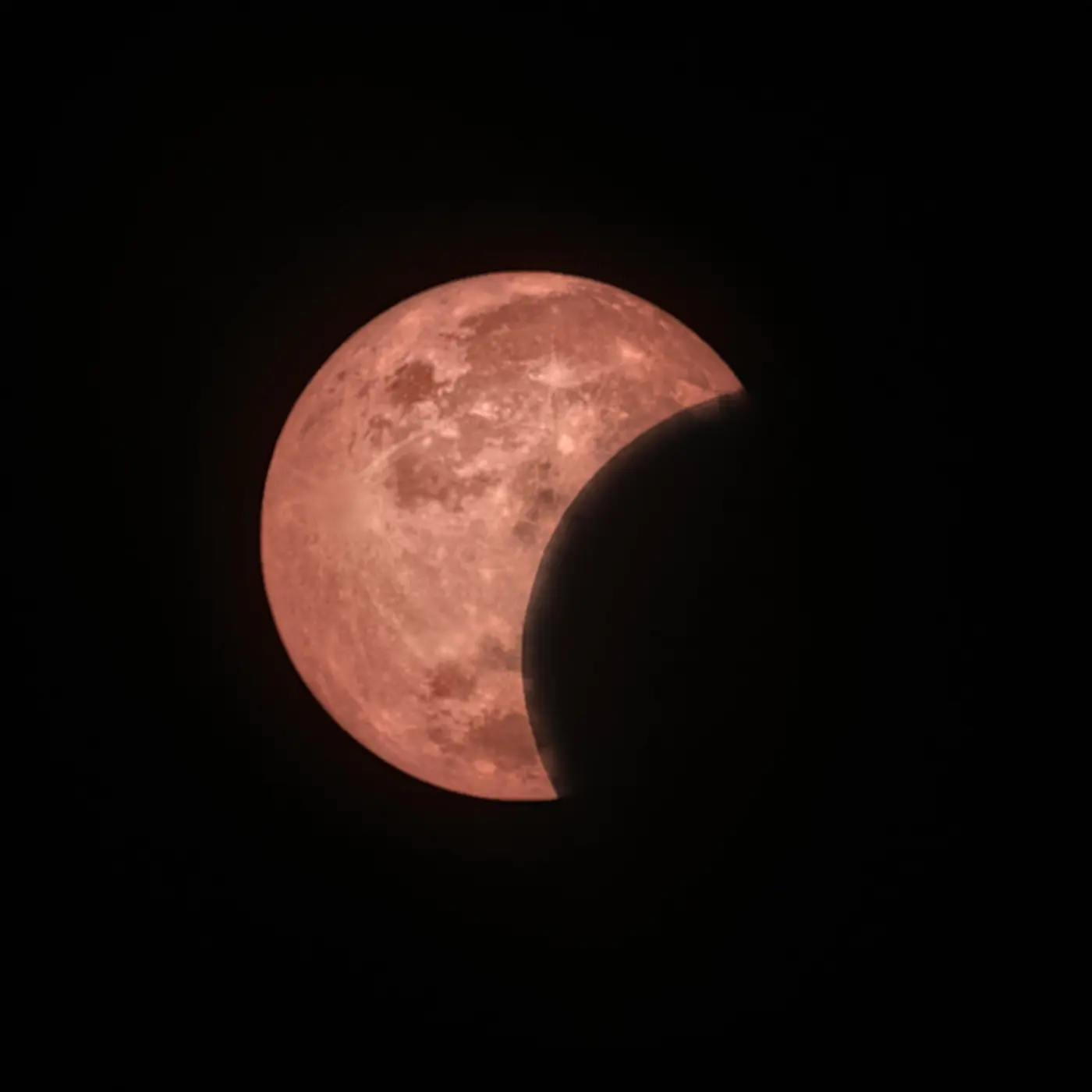 photo of eclipse by xiaomi 17 ultra
