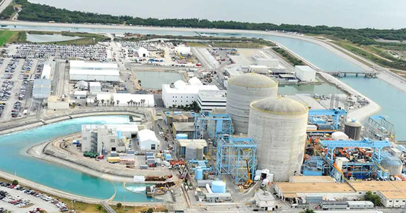 st lucie nuclear reactor unit 1 manually shutdown 3 control rods drop into core
